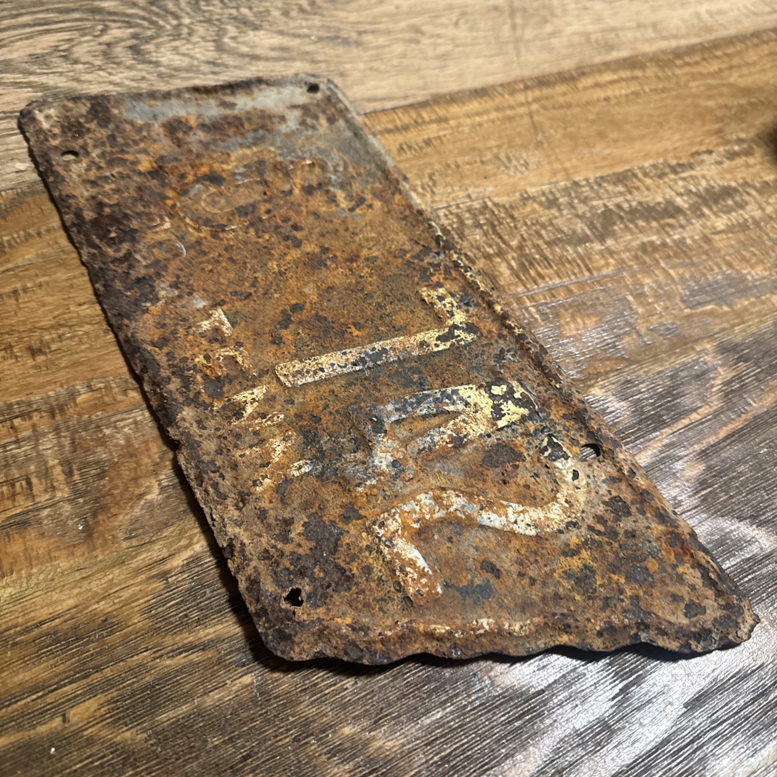 Vintage Rusty Antique Rough Tennessee License Plate 1949 Tag Tennessee Shape