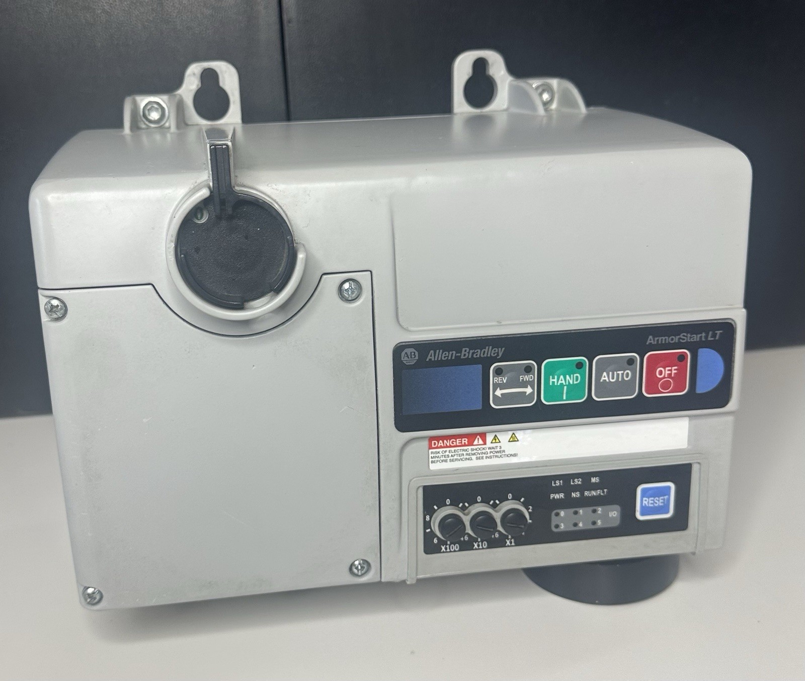 Allen Bradley ArmorStart LT 291-FAZ-G2-3FR SER B Distributed Motor Controller