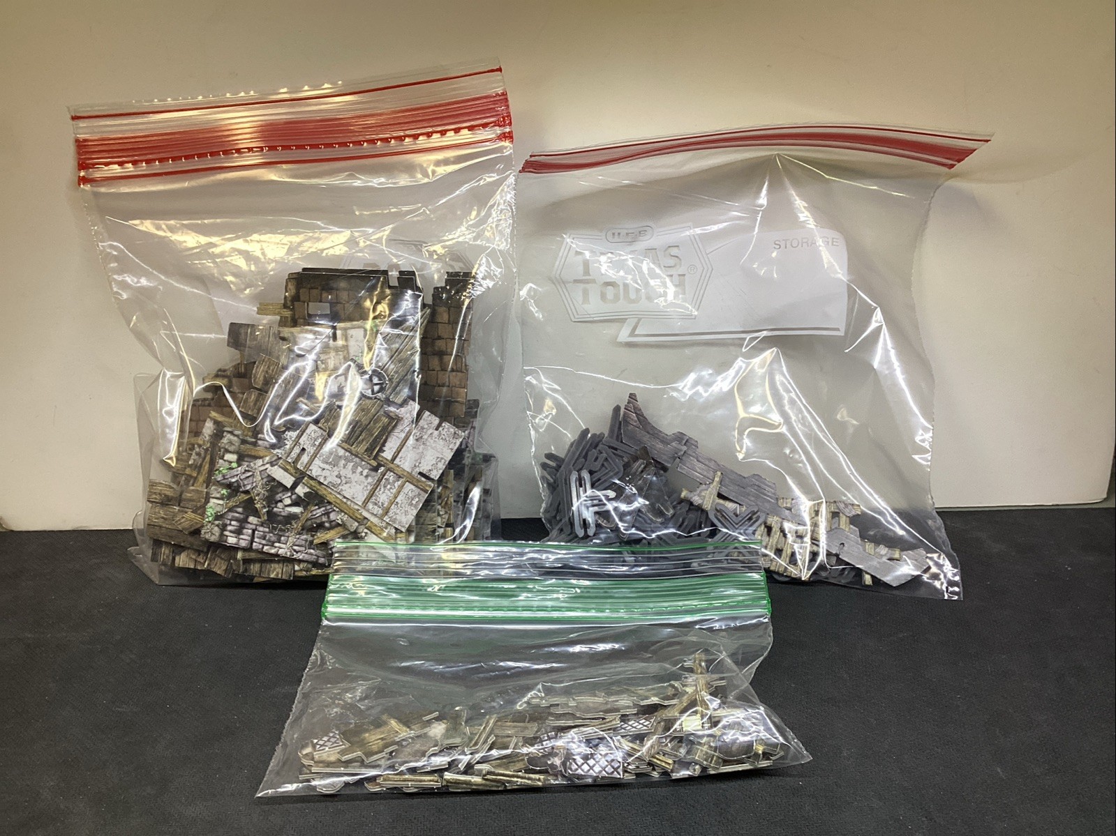 BATTLE SYSTEMS- VILLAGE RUINS terrain set loose ng22618