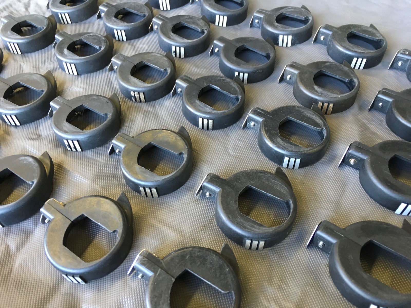 AV2000 Scott Voice Amp Amplifier Mounting Bracket P/N 804636-01