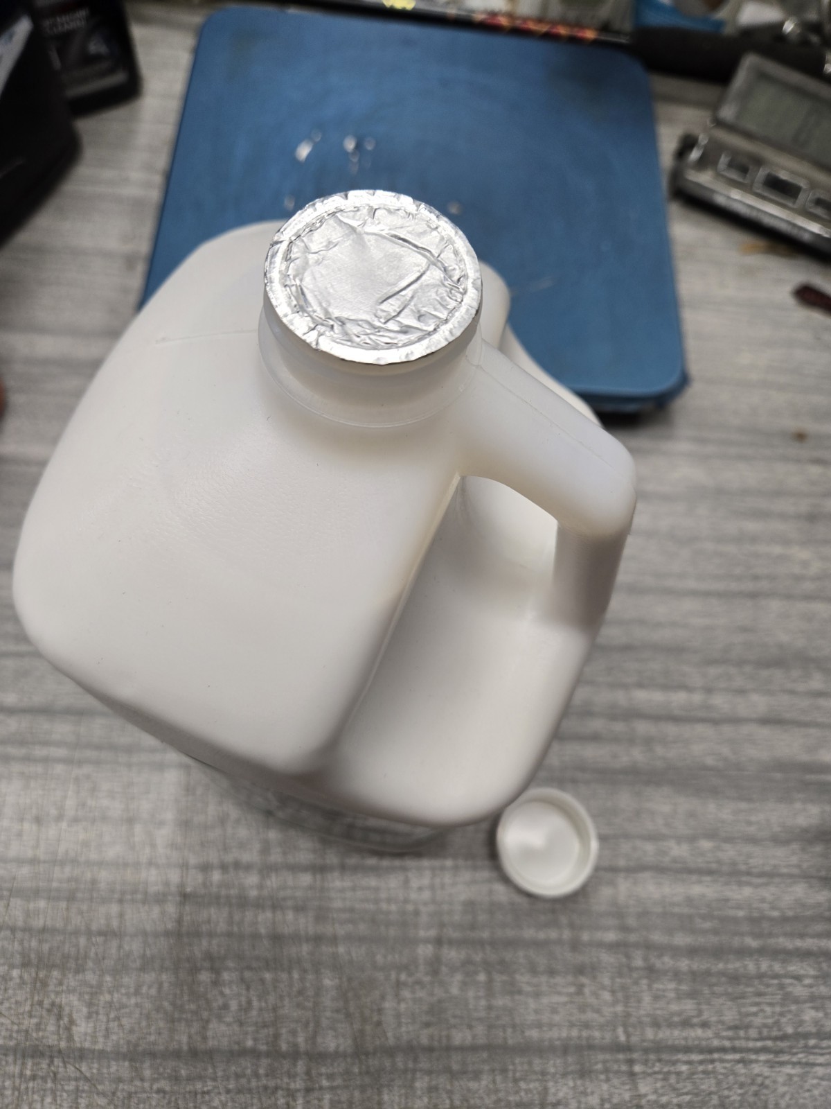 B3C Mulch Stay 10X Strength Mulch & Stone Glue- Dries Clear- 1 Gallon