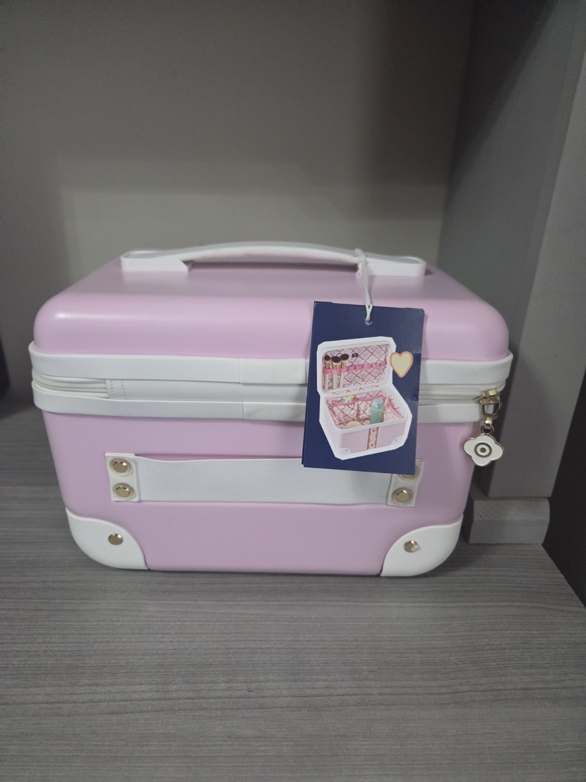 Roller Rabbit Soft Pink Trunk Vanity Case Target NEW IN HAND SOFT PINK IN HAND