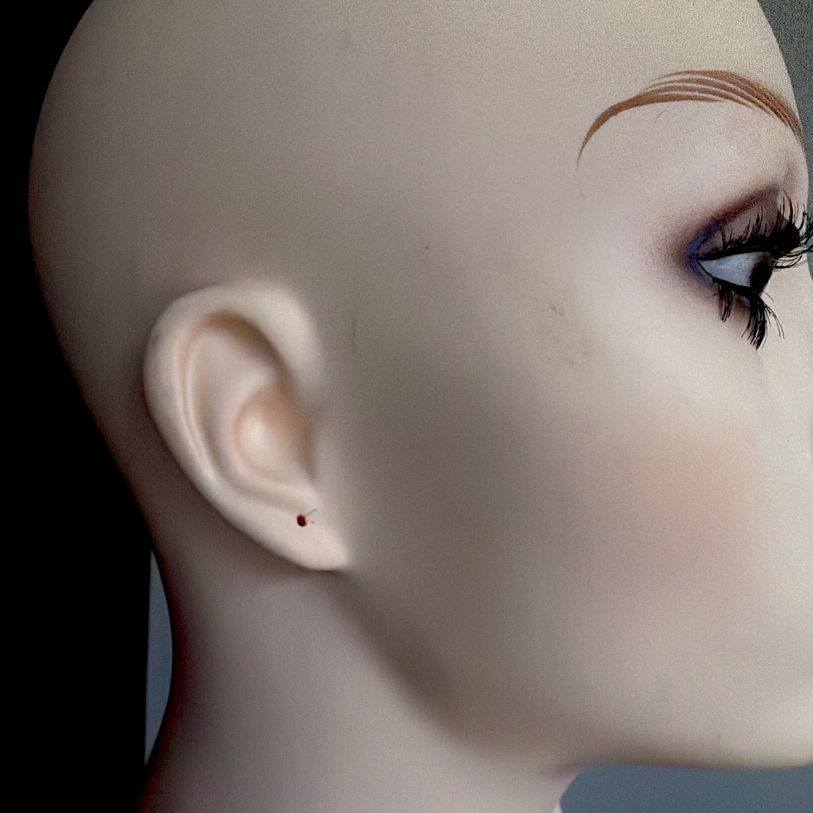 Vintage Rene of Paris Fiberglass Mannequin Head for Wigs Hats Cosmetology 20”