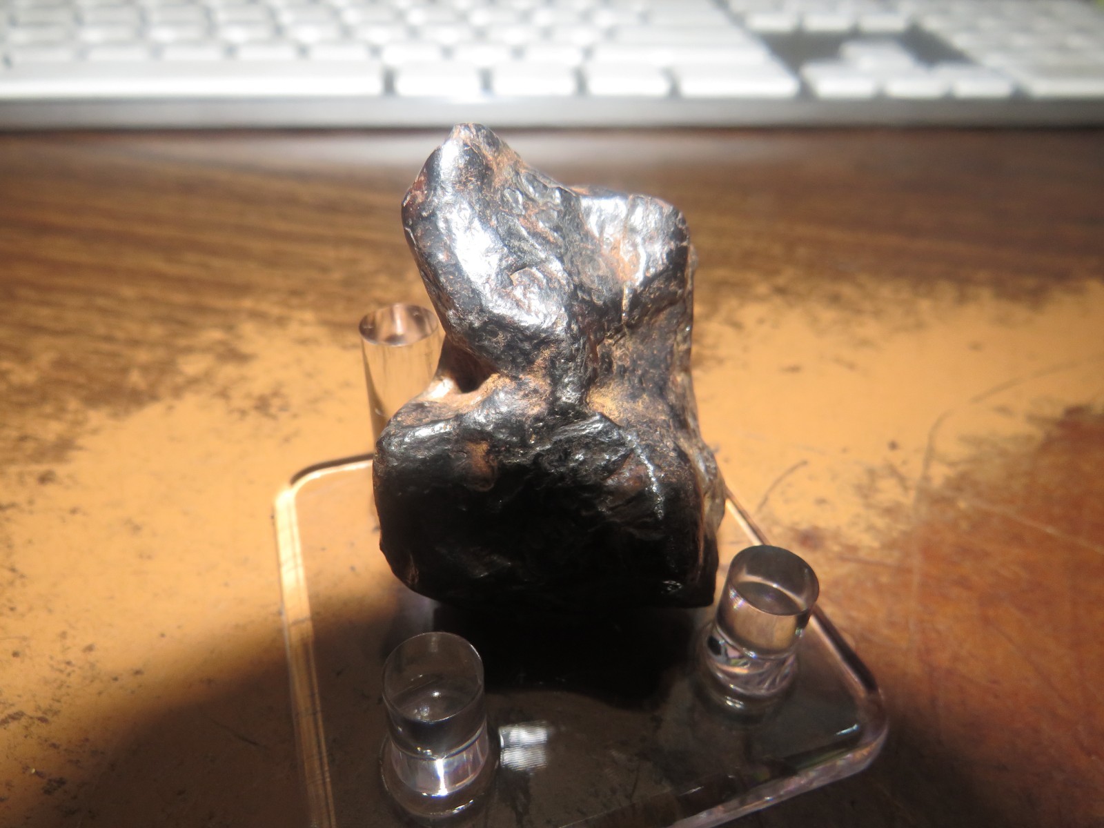 86 Gm . CANYON DIABLO IRON METEORITE AAA GRADE ARIZONA STAND METEORITE CRATER