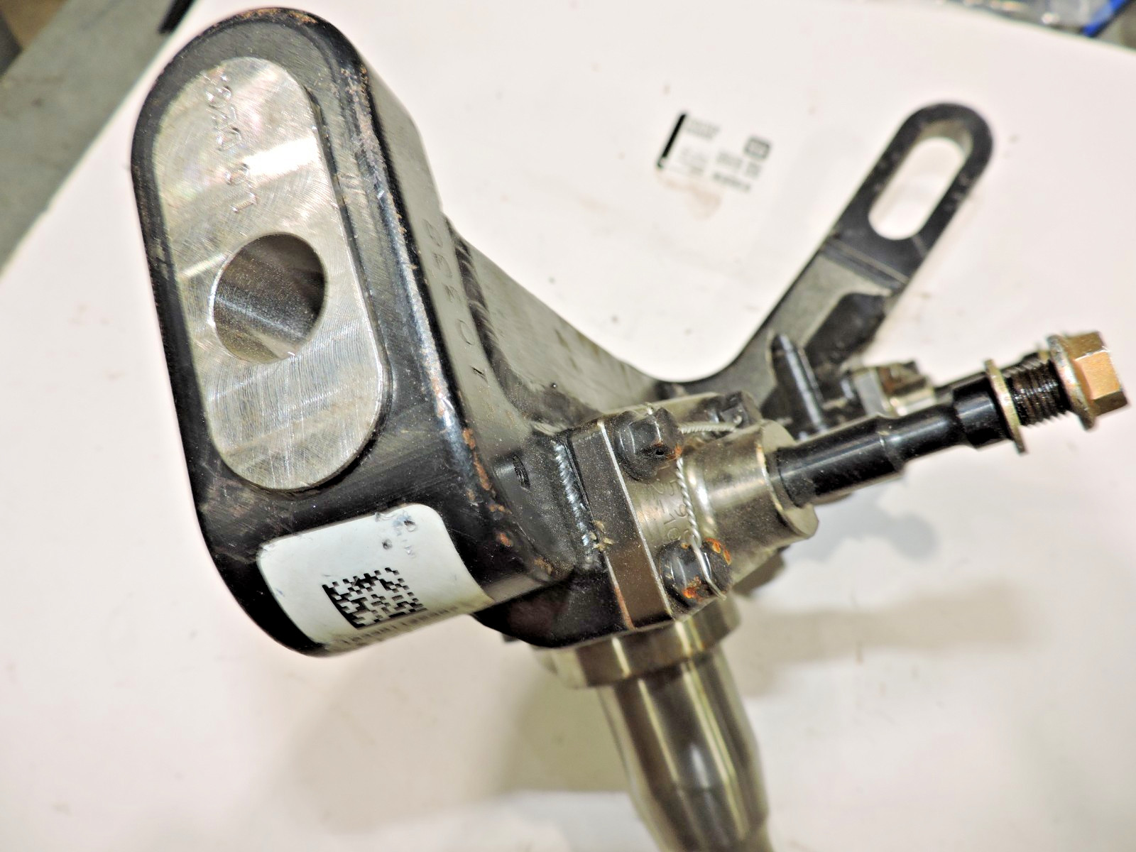 Right front Hendrick cup spindle 5x5 6-8* degree pin NICE road course Nascar