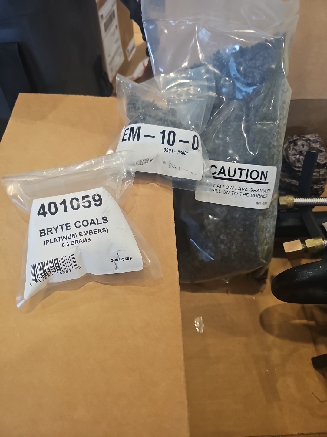 Petersen RealFyre G10 16/18" Gas-Log Natural Gas Burner System Vent Free