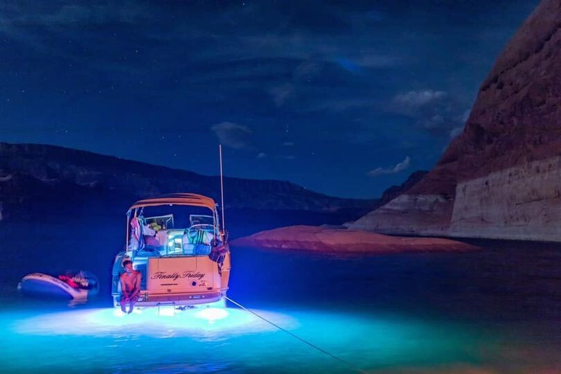 RGB ANY COLOR V2 TRANSOM MOUNTED 8000 LUMENS UNDERWATER BOAT LED LIGHT DIABLO