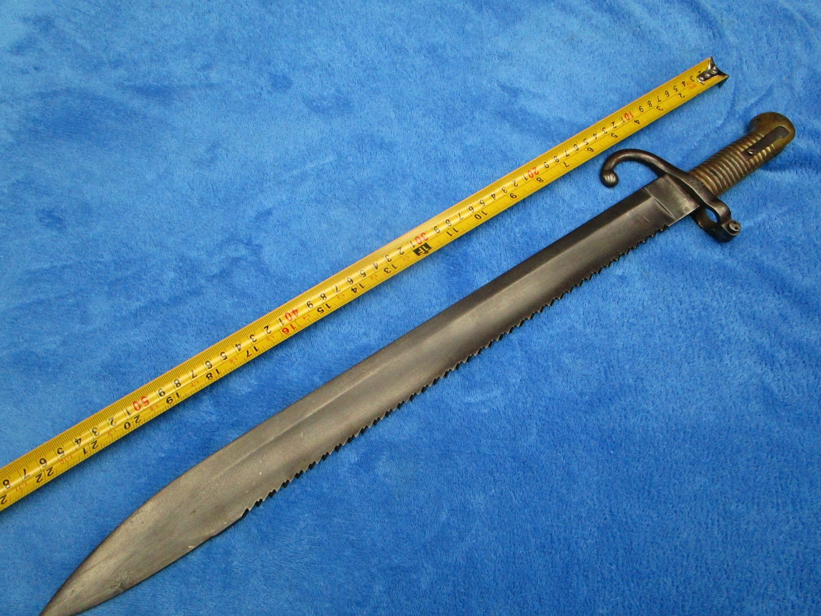 RARE ORIGINAL ANTIQUE M1868 BELGIUM SAWBACK BAYONET AND SCABBARD WITH HANGER