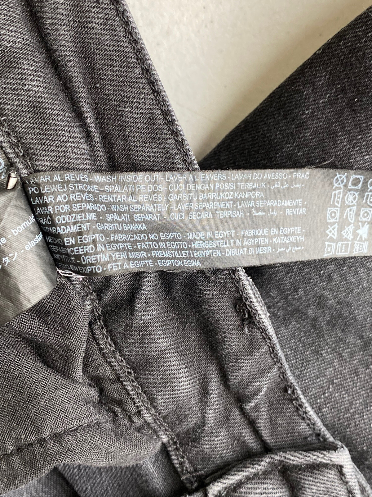 Zara Destressed Jeans Womens 34 Button Fly Cropped Black Skinny Raw Hem Mid Rise