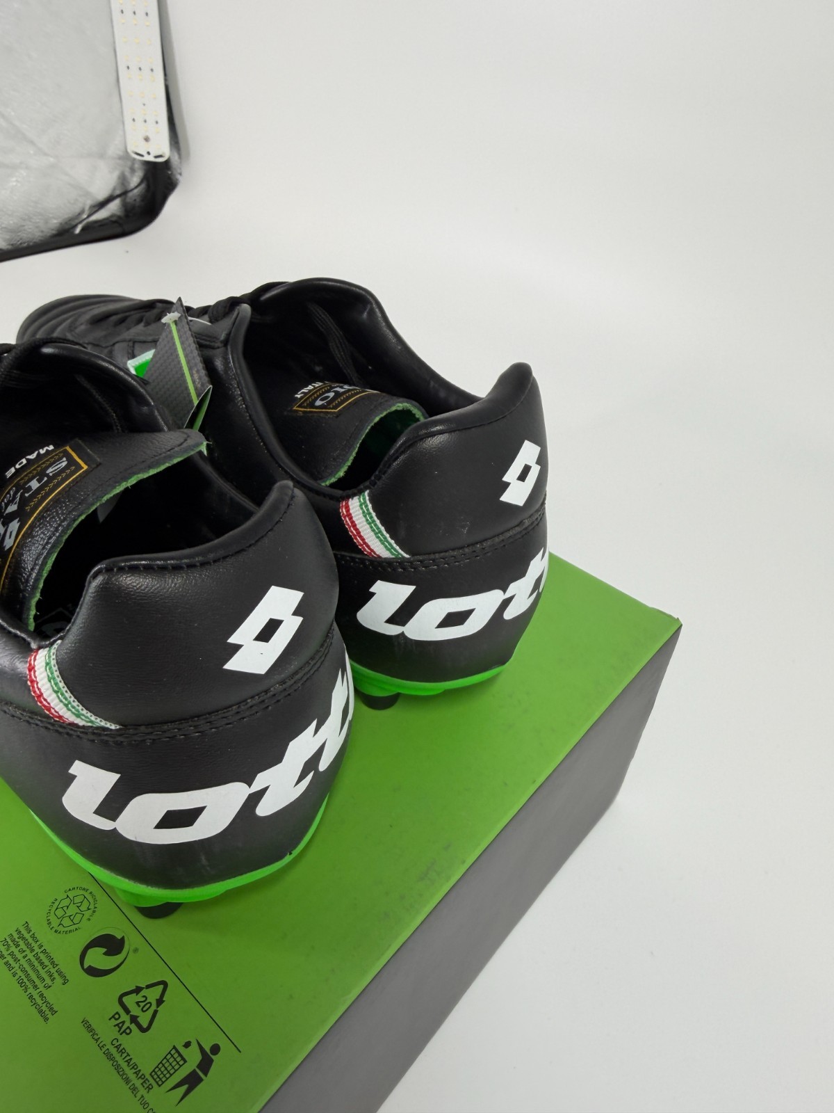 Lotto Stadio OG II FG Size 9.5 Soccer Cleats Black Spring Green 215017 1NI New
