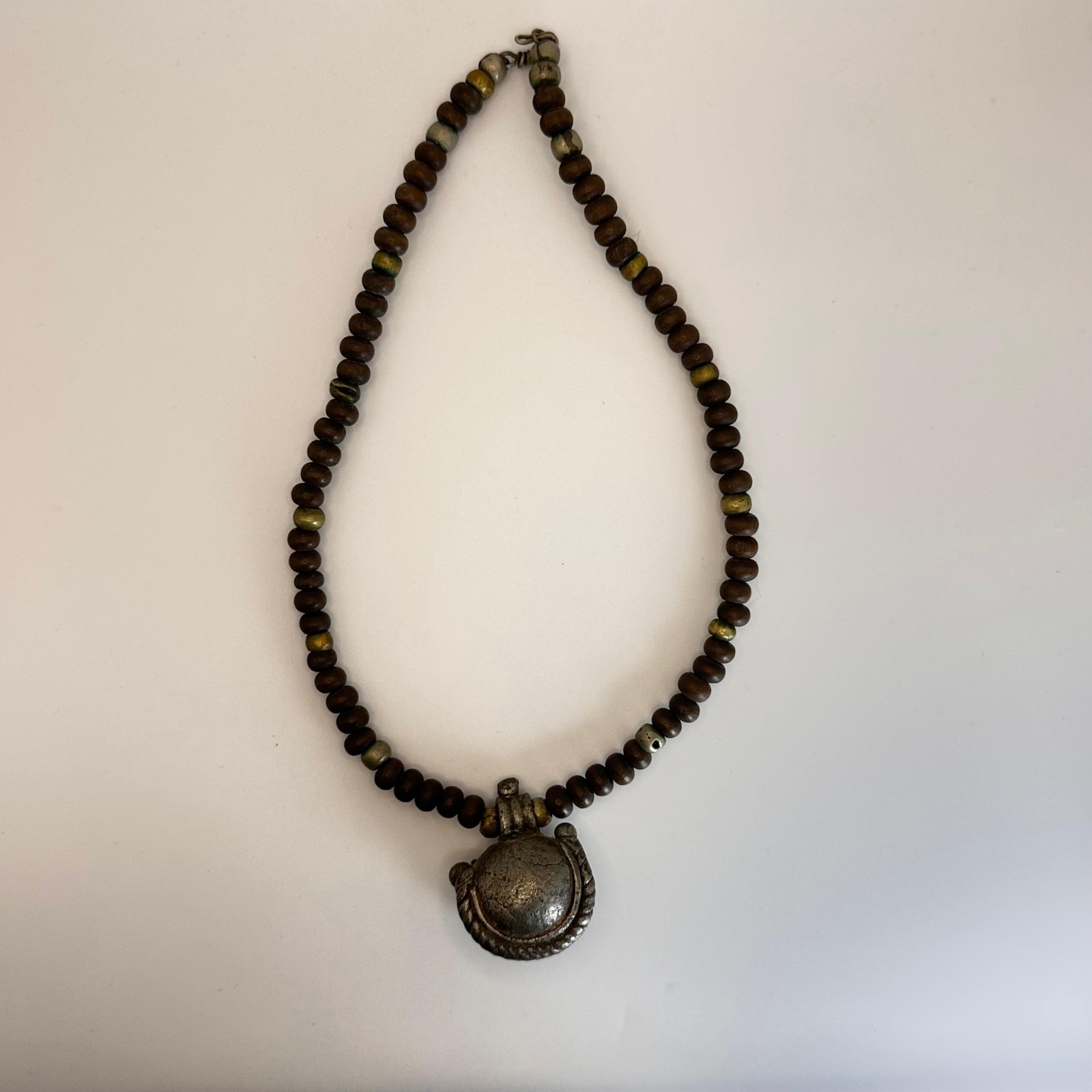 1930's Nepal himalayan Necklace with horn bead & Shell Pendant with pearl