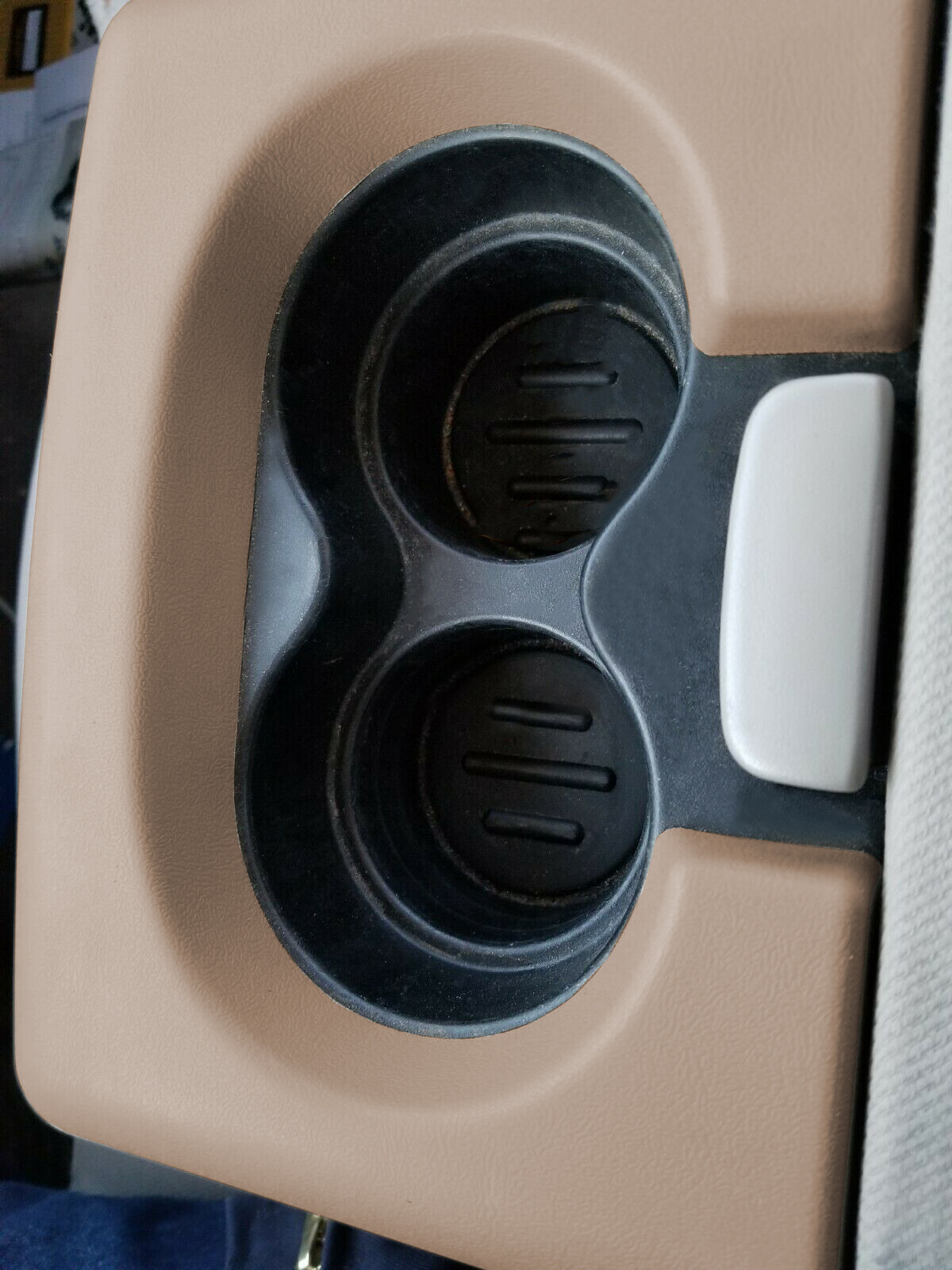 FOR 2004-14 FORD F150 BENCH SEAT CENTER CONSOLE CUP HOLDER ARM REST TRIM PAD TAN