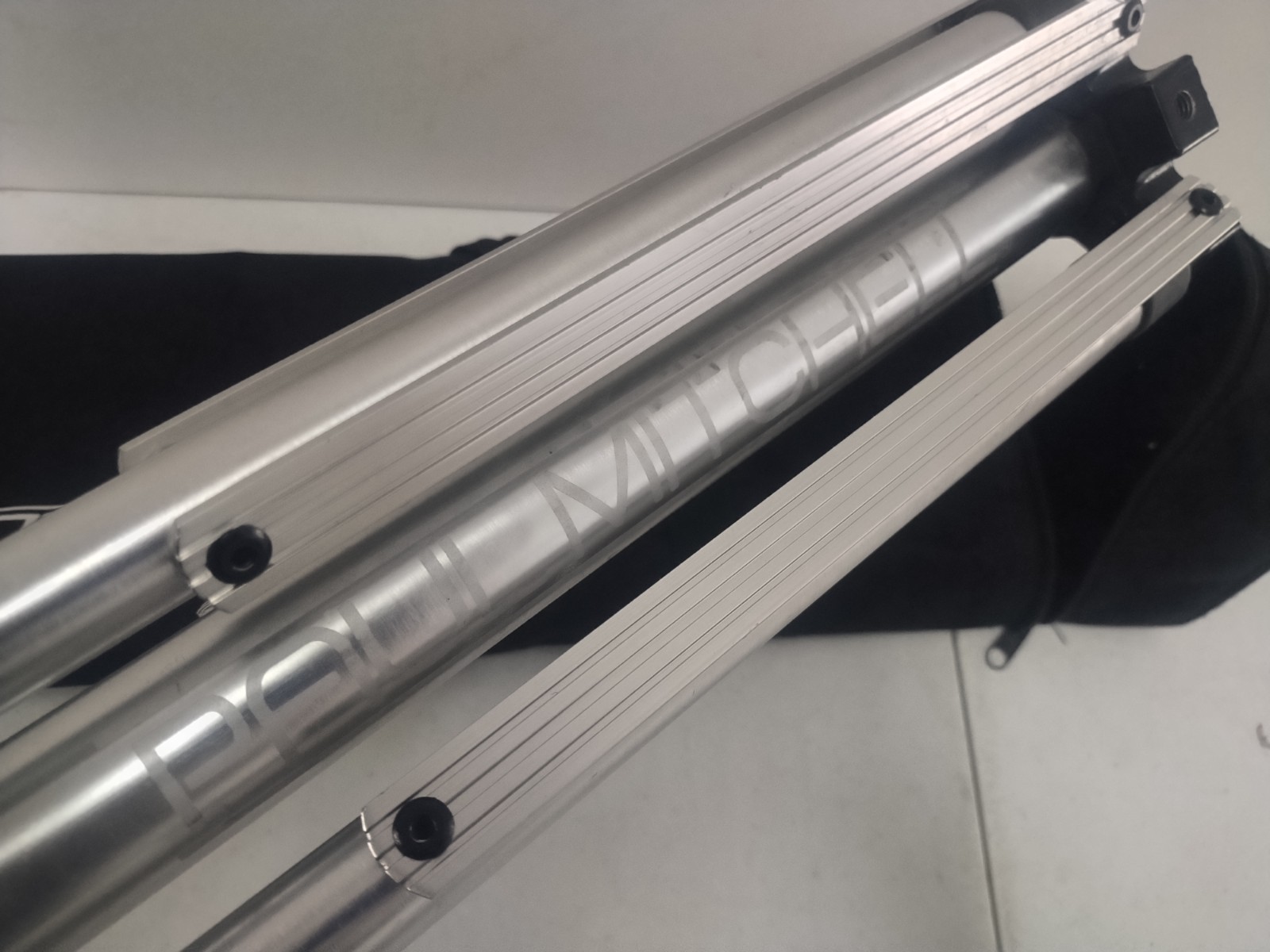 Paul Mitchell School Pro Mannequin Styling Head holder Tripod with Carrying Case