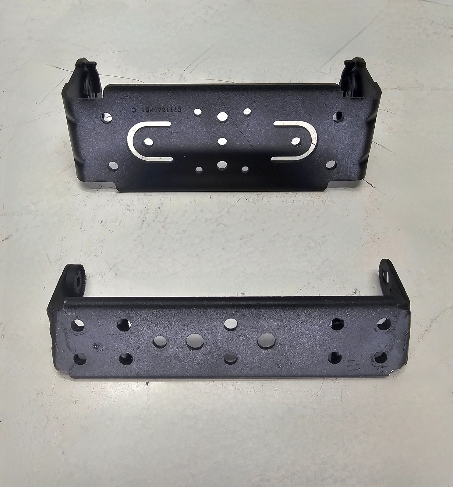 Motorola XTL2500 700/800MHz Mobile Radio ( 35W ) - Remote Mount