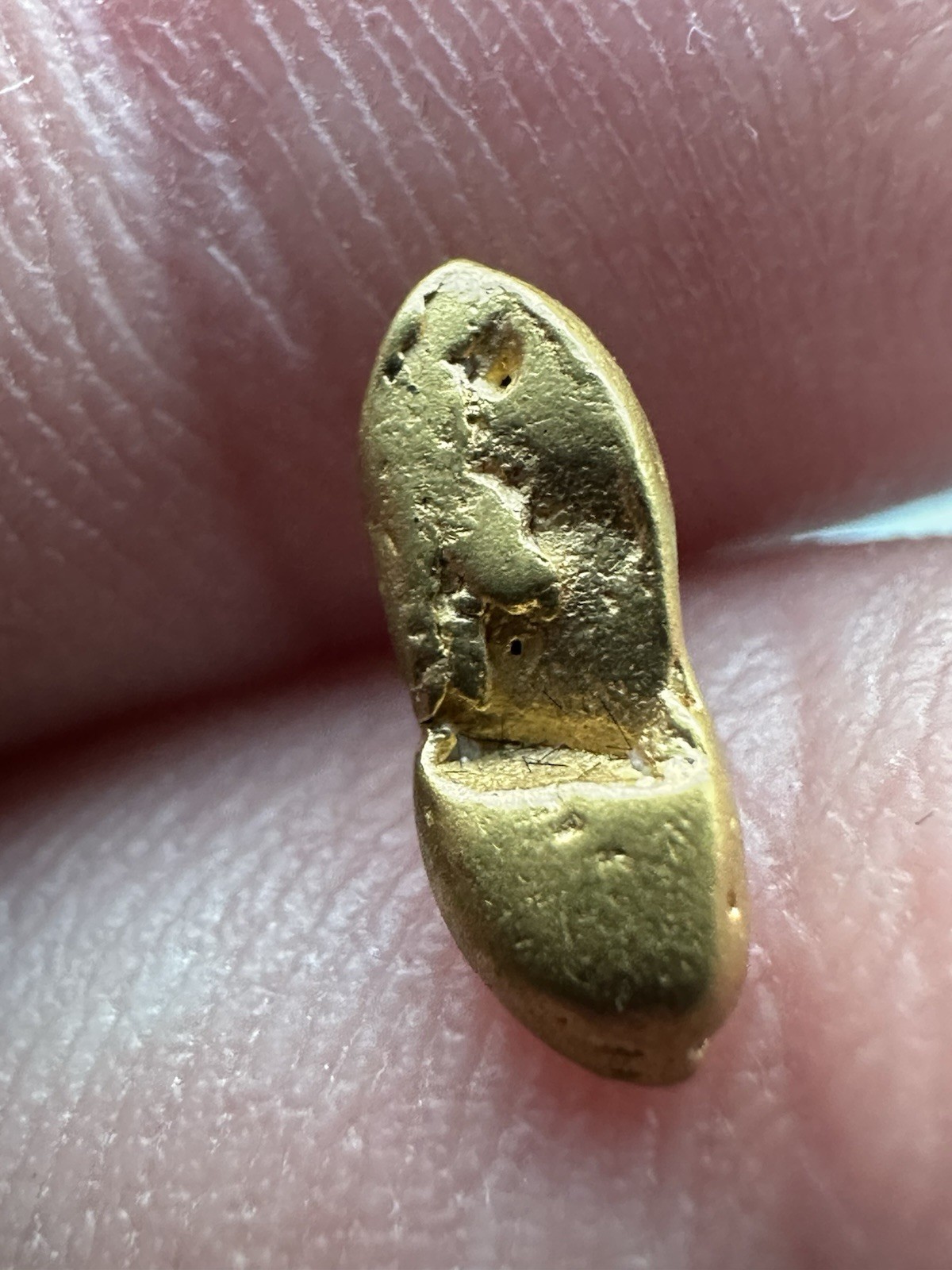 Gold nugget from Papua New Guinea, 0.702 grams