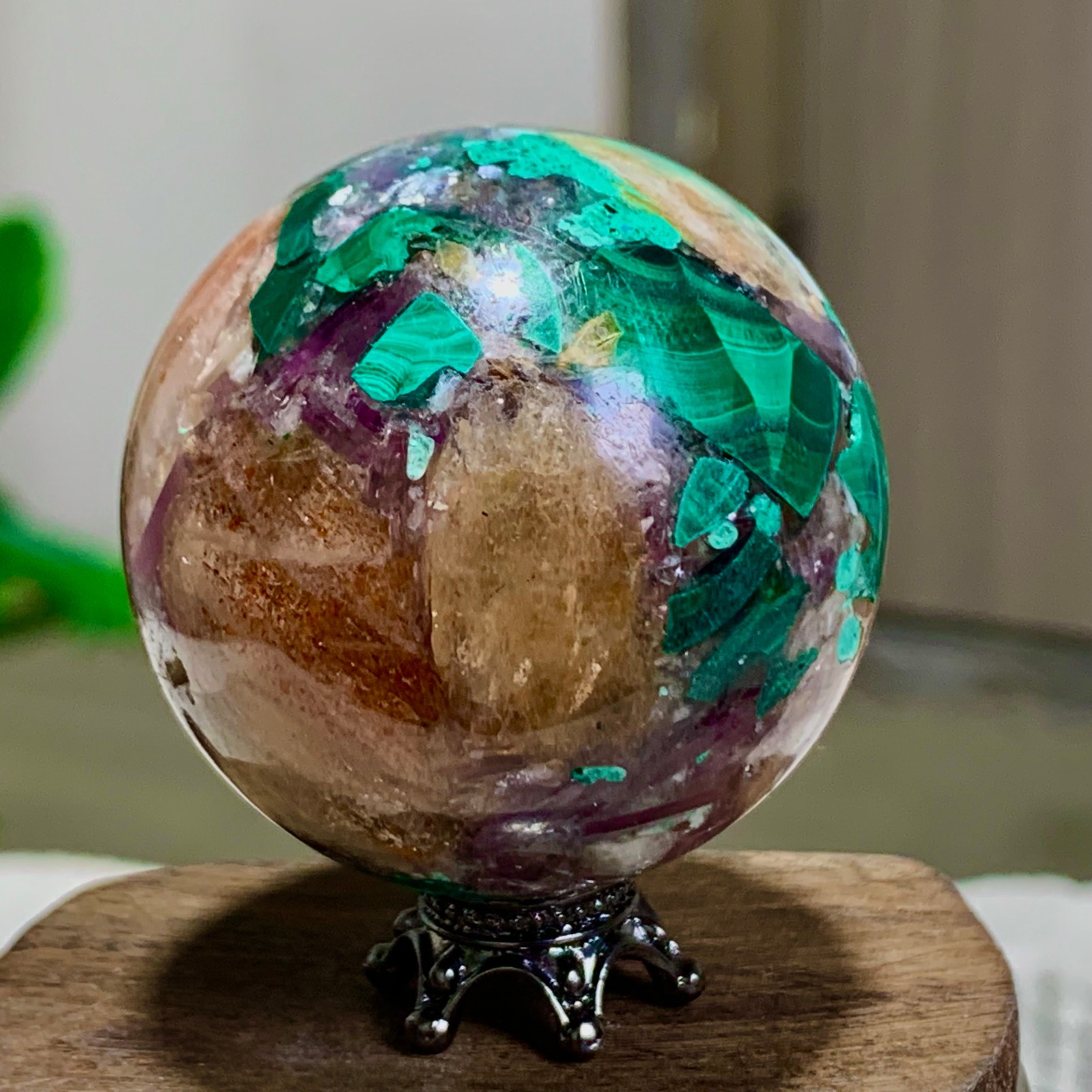 85G Newly discovered rare malachite purple mica symbiotic sphere restoration