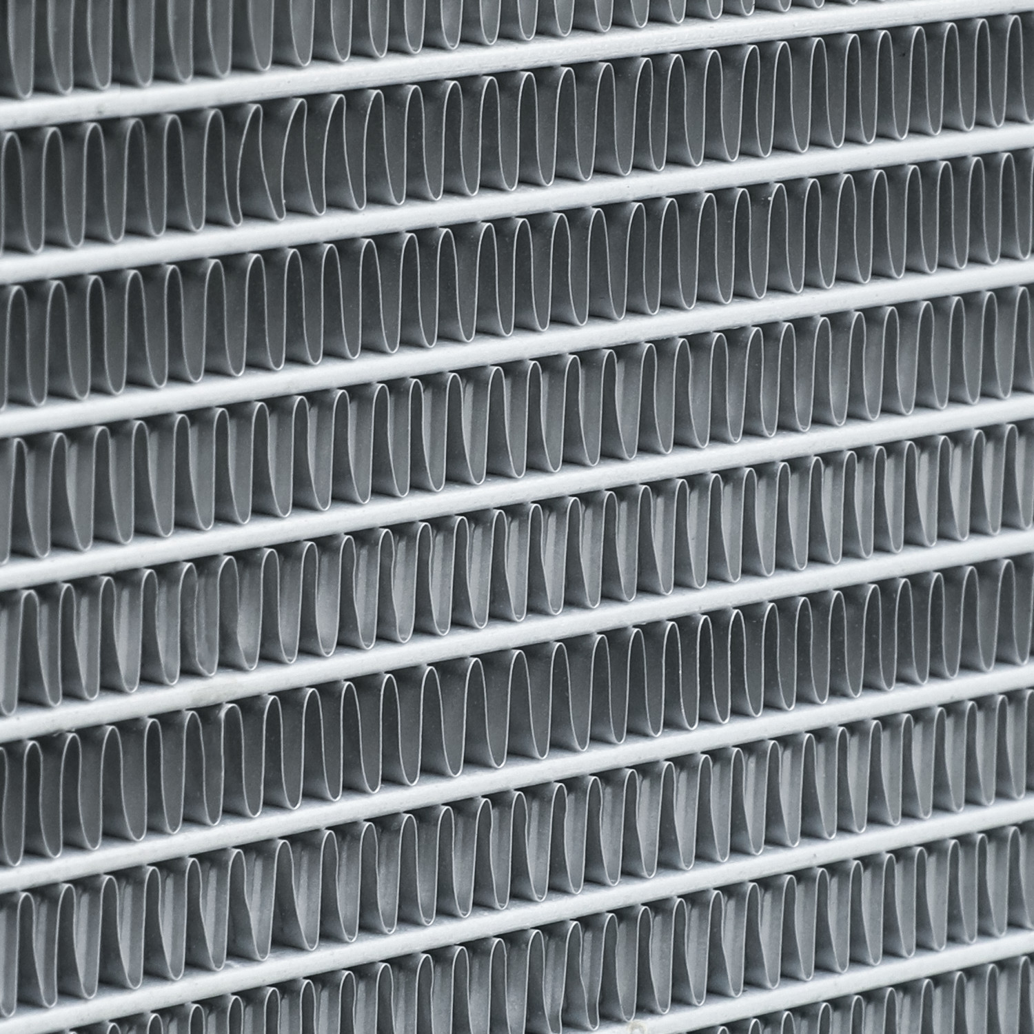 2334 Aluminum Radiator OE Replacement for 1999-2006 Silverado/Sonora/Escalade AT