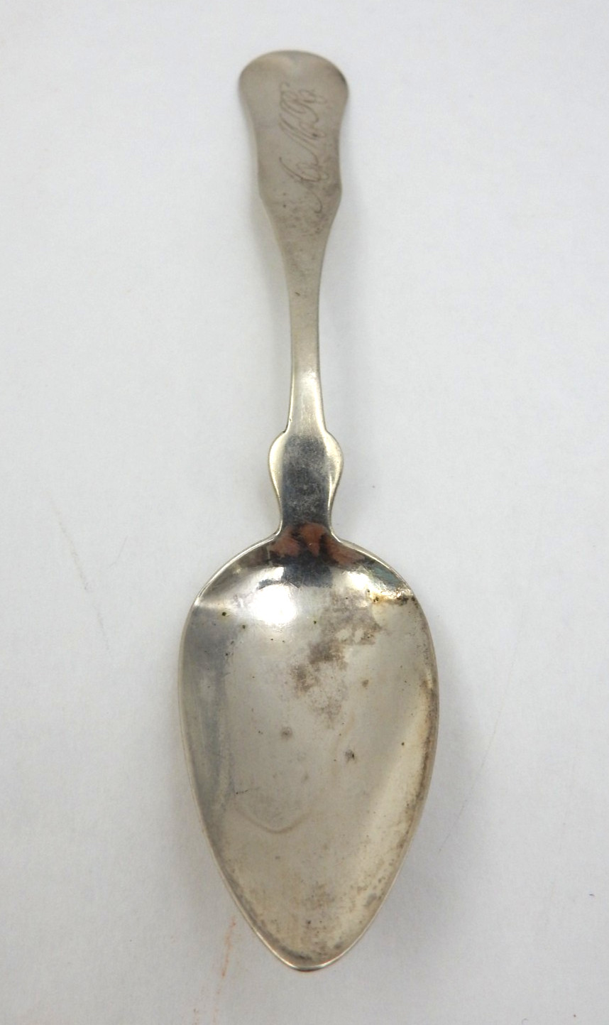 ANTIQUE N. HOWARD & SON MONOGRAMMED "AMR" PURE COIN SILVER SPOON, 13 GRAMS