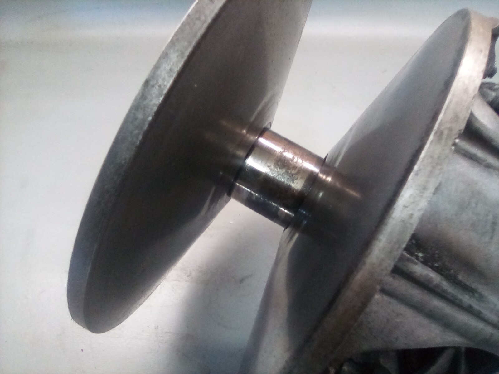 1991 Yamaha Exciter 570 Primary Clutch Engine Drive Pulley Vmax 500 91 92 93 II