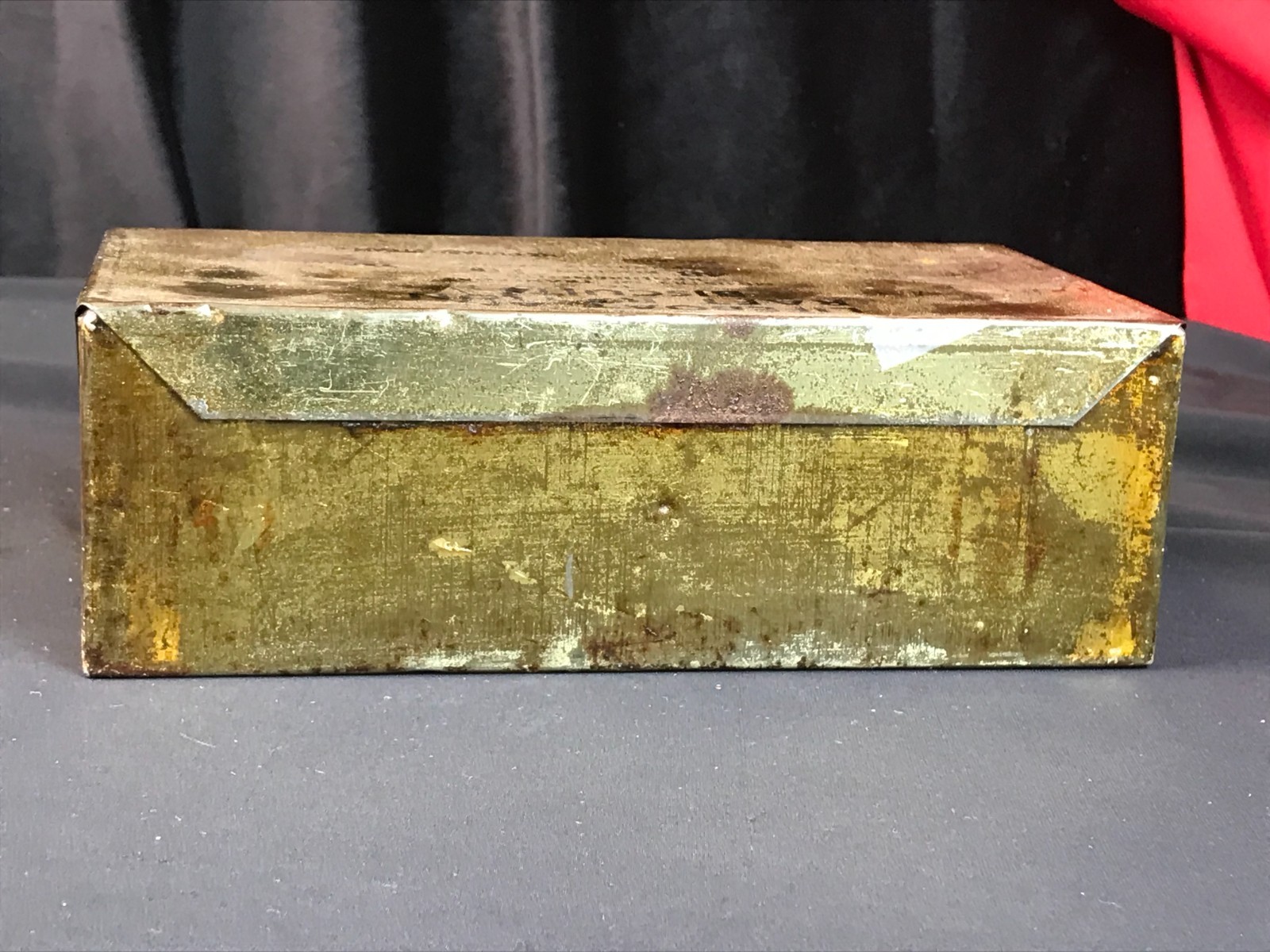 Vintage QUEEN MARY LIFEBOAT & RAFT RATION BISCUITS Sealed Tin