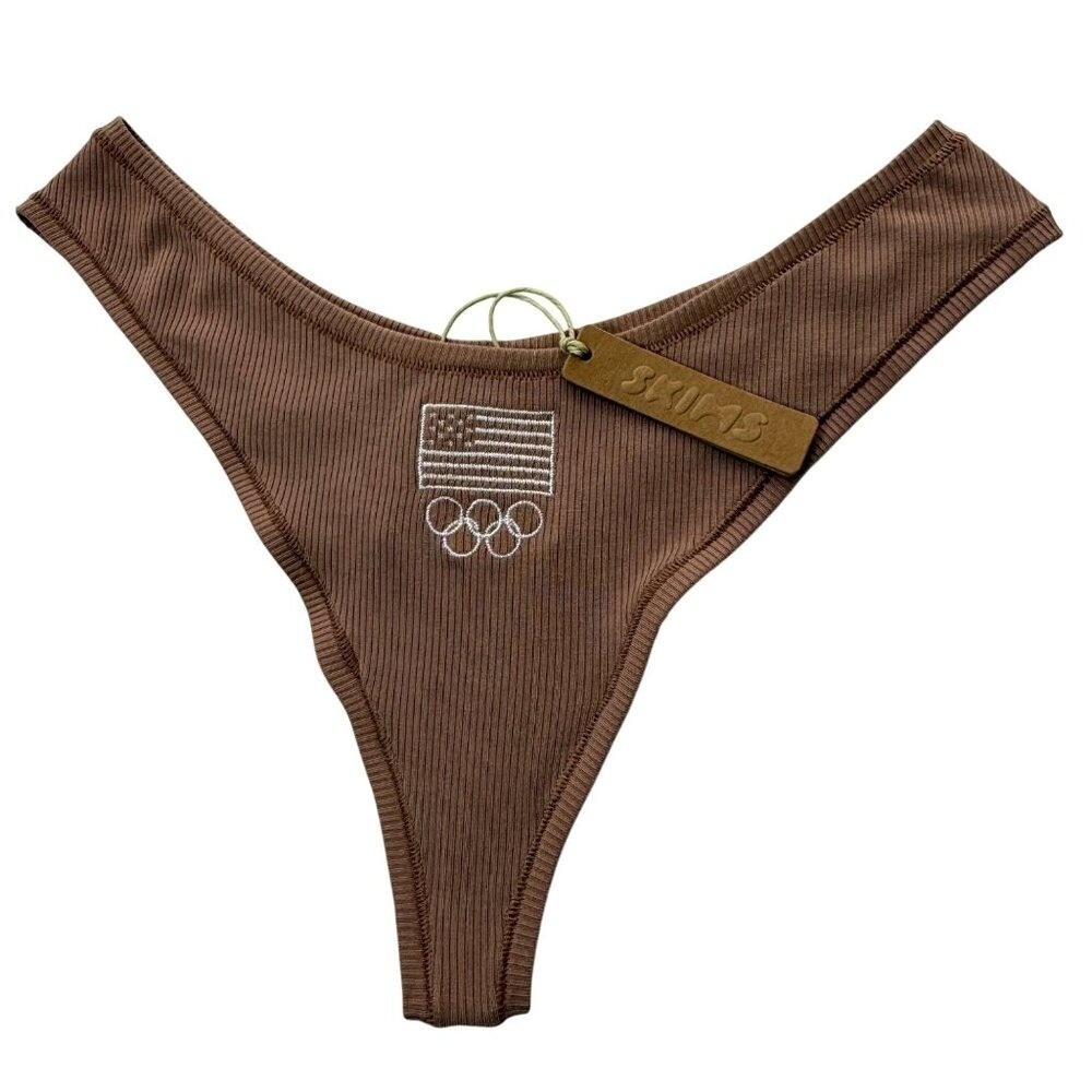 SKIMS Soft Lounge Rib Tank + Thong Team USA Sienna Small