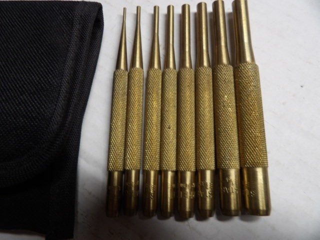 Starrett #565 Brass Drive Pin Punch Set 4-Inch with Pouch Used