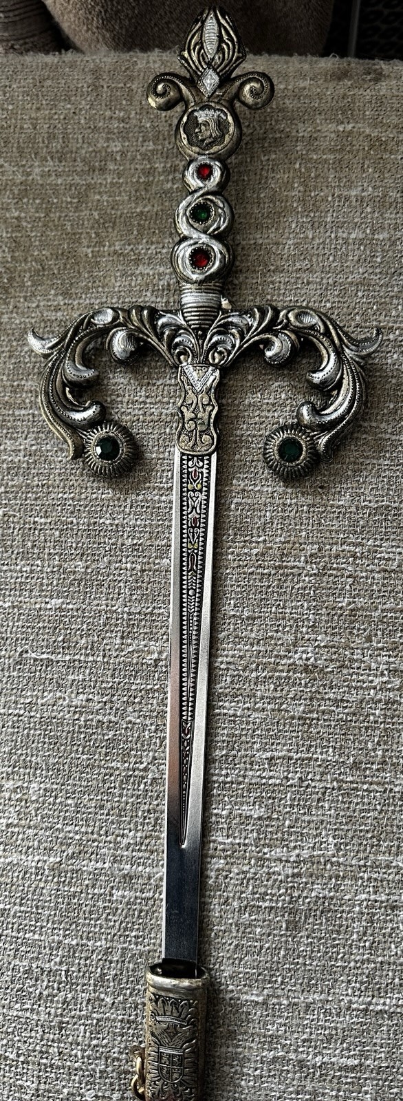 Metal Knight Medieval Renaissance King Sword Faux Jeweled w/scabbard Vntg 31”