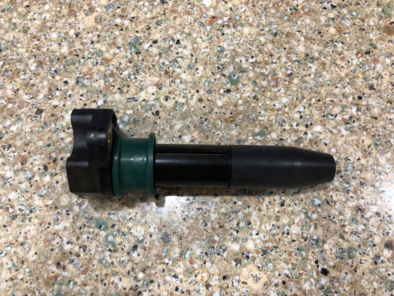 OEM WHITE TOP CADILLAC DEVILLE DTS DHS STS XLR NORTHSTAR IGNITION COIL ON PLUG