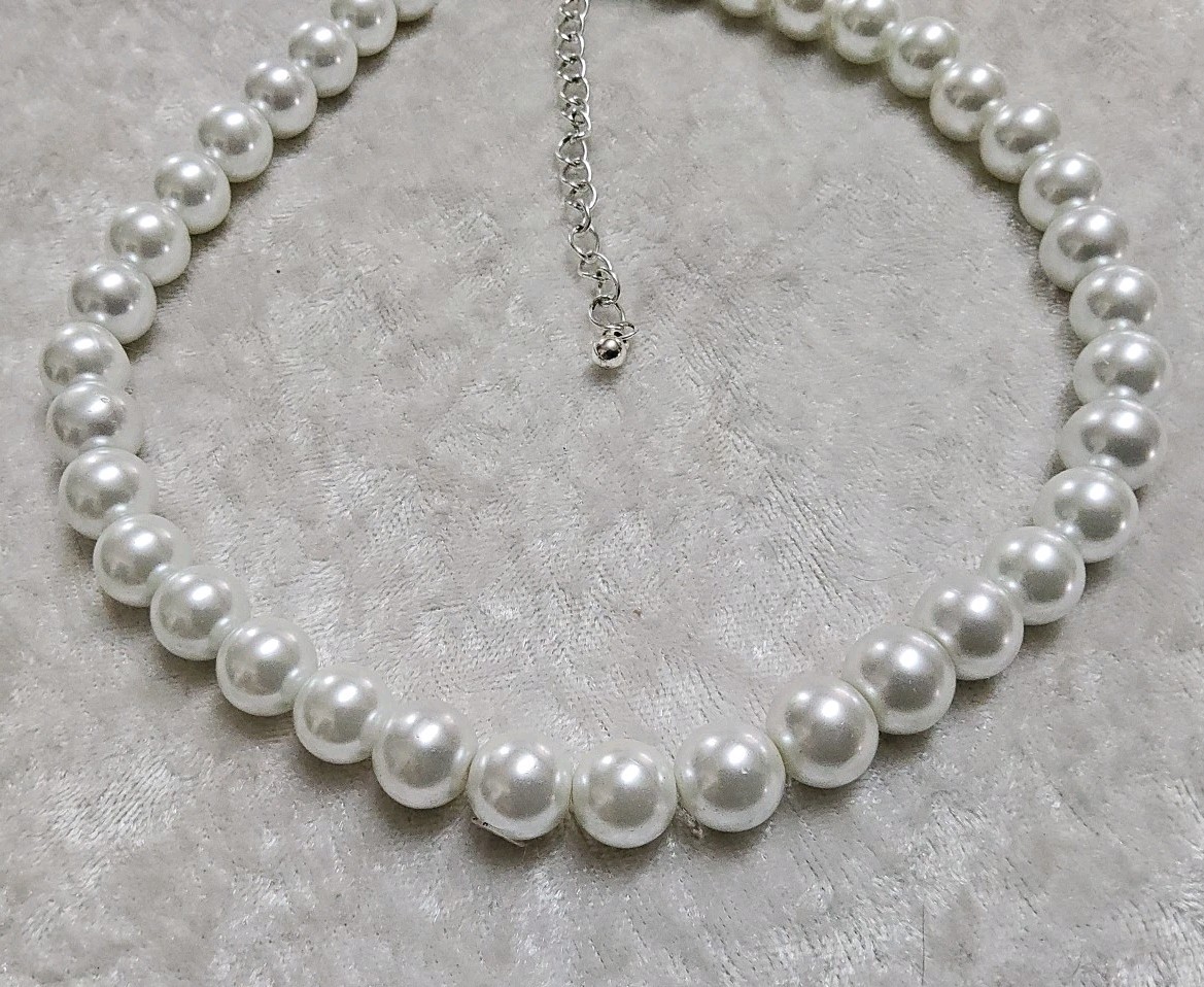 White Faux Pearl Glass Beaded Choker Necklace 16in