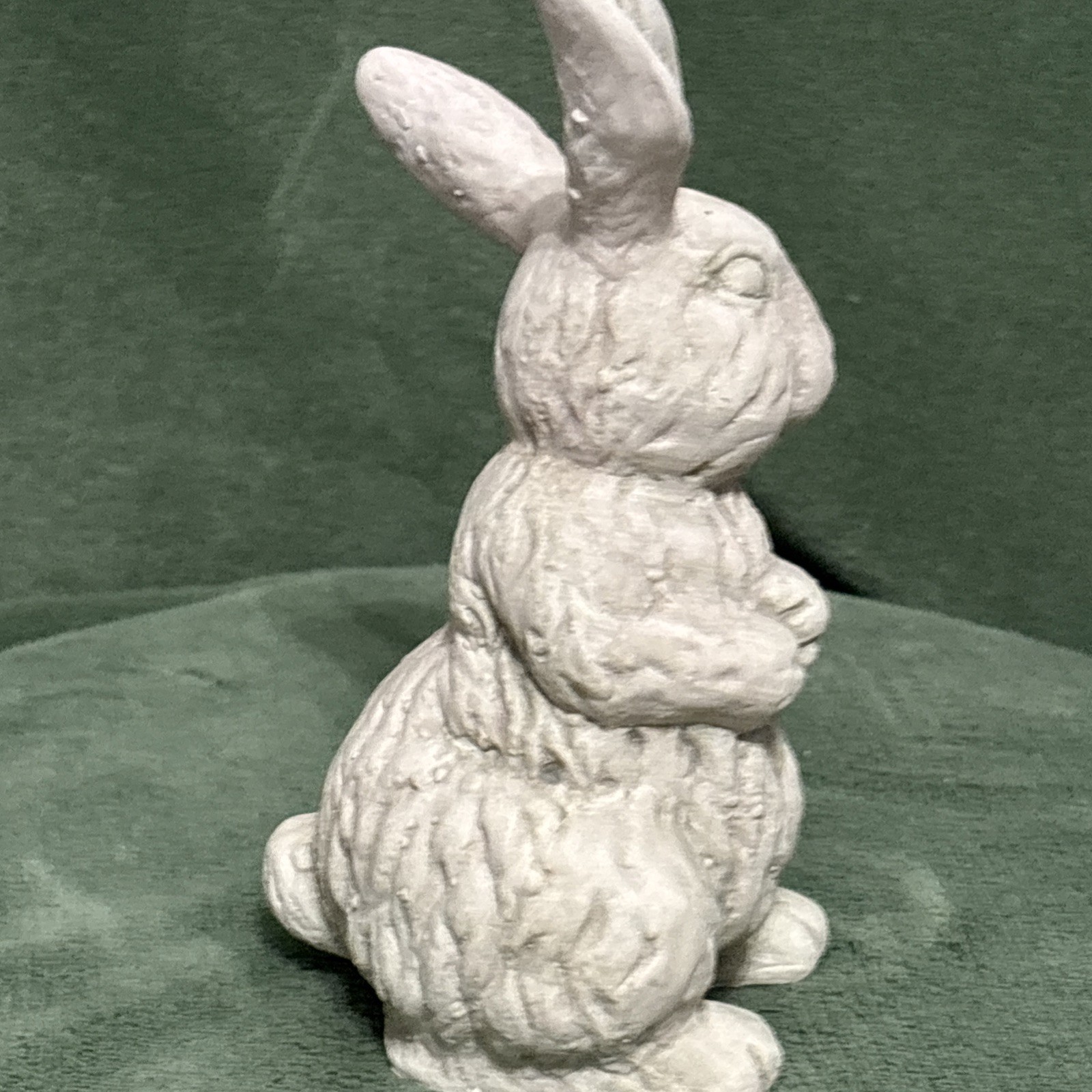 Russ Berrie & Co Nature’s Garden Standing Ceramic 7 In Bunny Figurine 17281