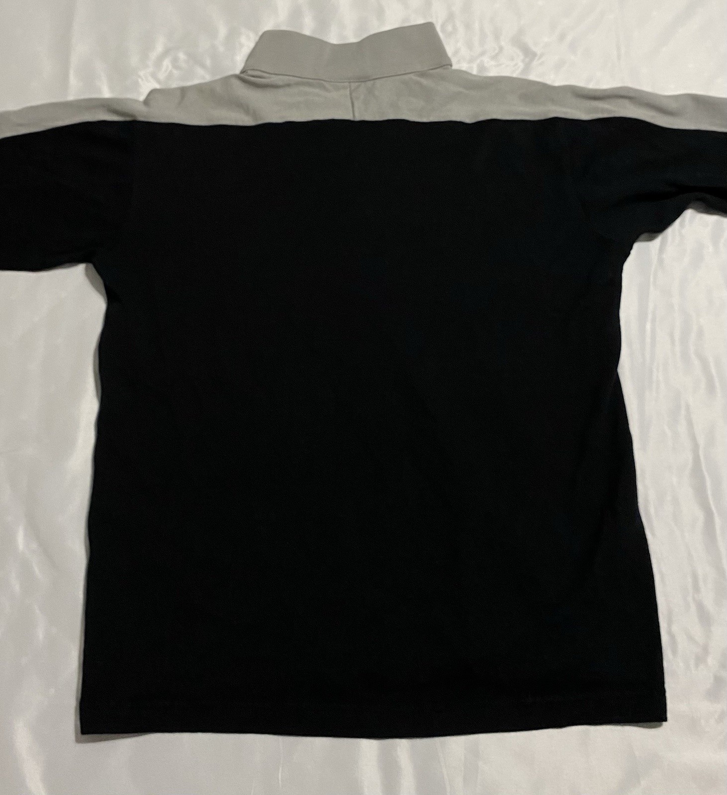 Icebreaker Sport 320 Mens Sz M Black/Gray 1/4 Zip 100% Merino Wool Base Layer