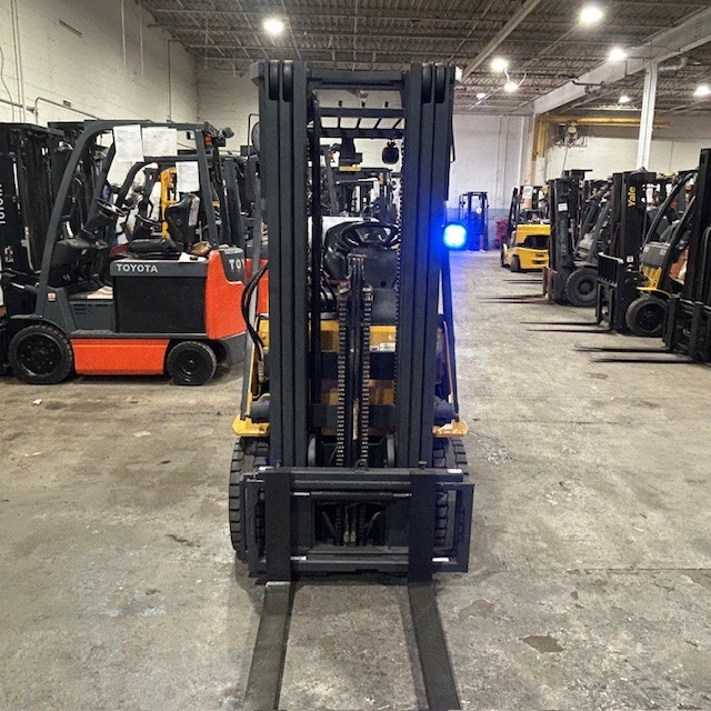 2019 Cat 2C5000 5000lb Used Forklift Triple Mast Sideshift LP Gas 5781 Hours