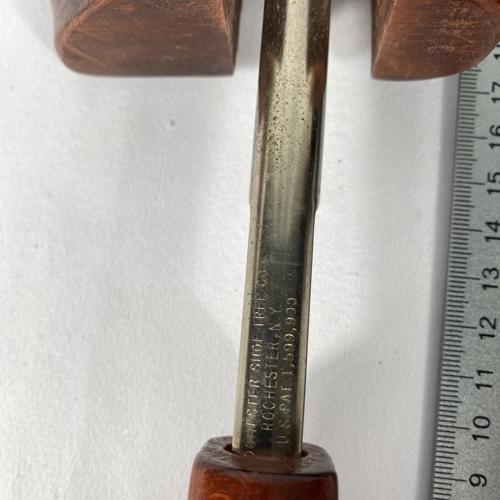 Vintage Saks Fifth Ave Rochester Split Toe Shoe Tree Stretcher #5 Size Large