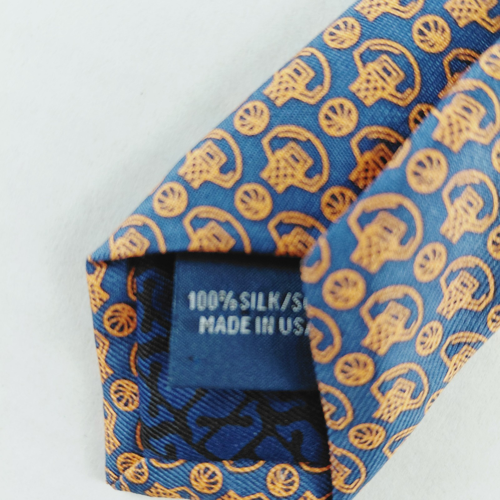 Vineyard Vines Blue Orange Basketballs and Hoops Boys Tie 100% Silk Shep & Ian