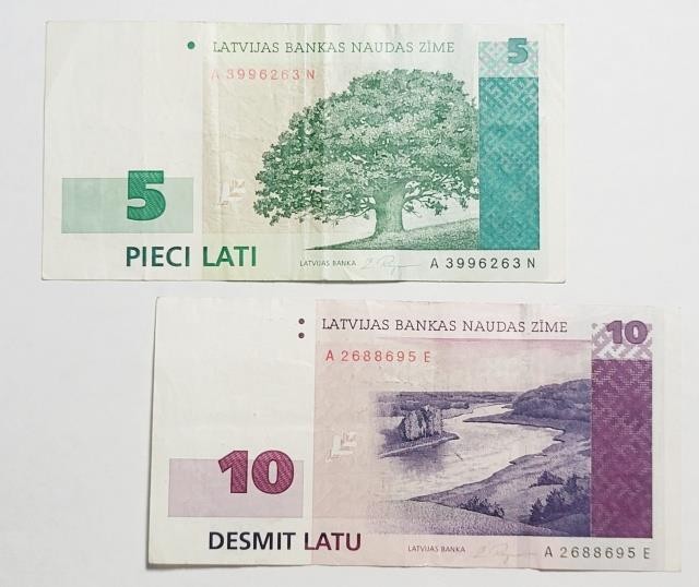 5 and 10 Lati 2000/2001 Latvia 2 Banknote Lot  VF