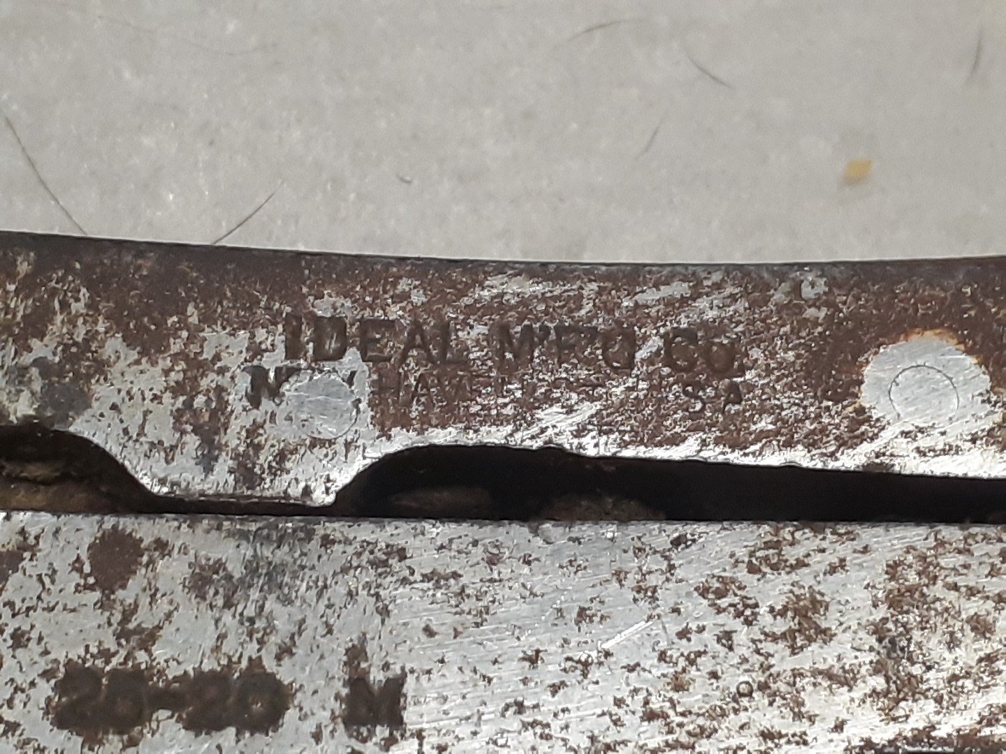 Vintage Antique IDEAL Bullet Mold Tool 25-20R Pat. Dec. 29, 1884