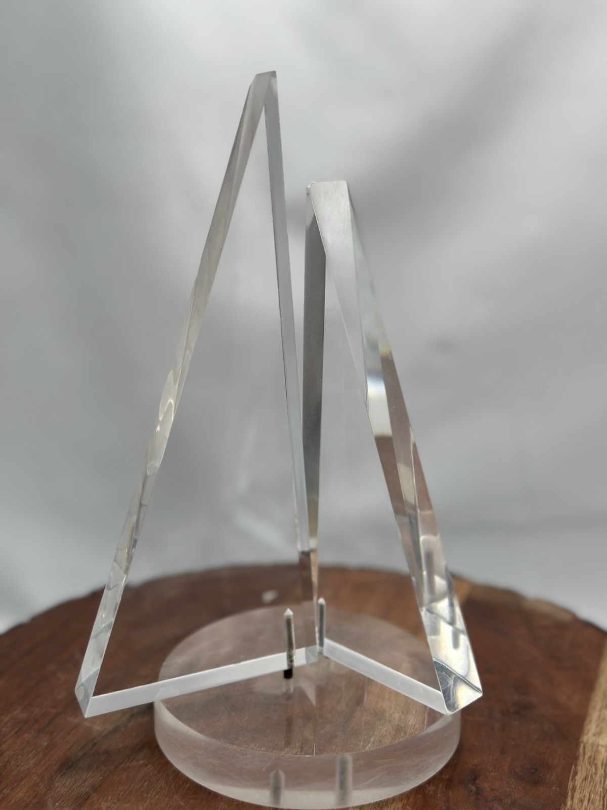 Vintage Lucite Sails Moveable On Solid Base Shelf Sitter Sailor Yacht Sailboat