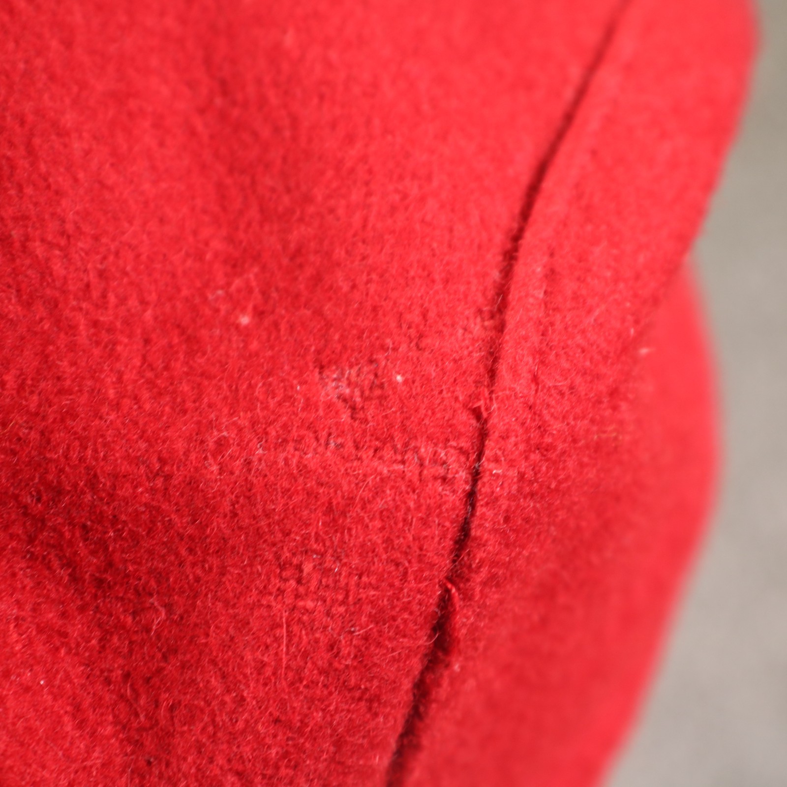 Vintage United Farm Workers UFW Labor Hat Flat Cap Red Wool Cesar Chavez L/XL