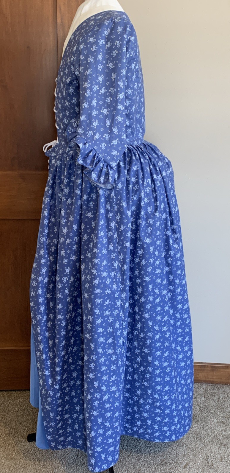 LG Outlander, Colonial, Sprigged Calico Cotton Over Dress/Gown, Polonaise NWOT