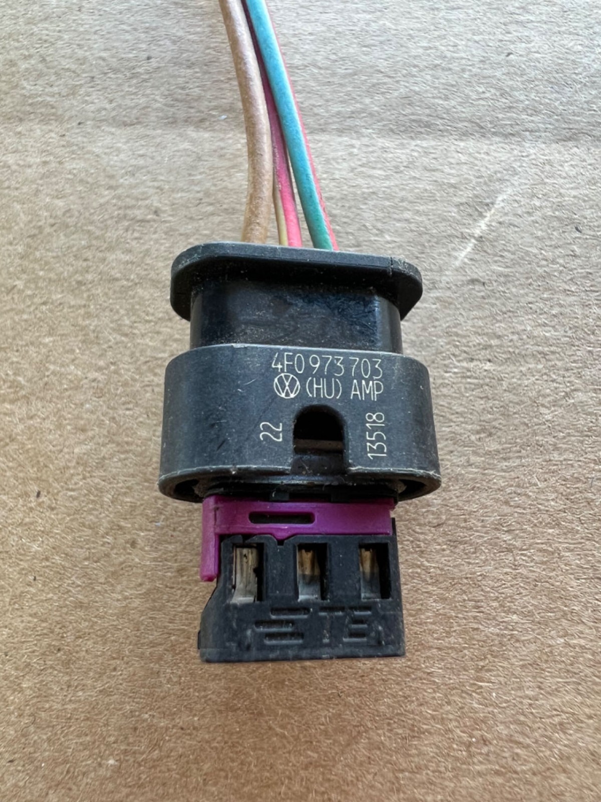 4F0973703 3 Pin Parking Sensor Plug Pigtail Fit for Audi A3 A4 A5 A6 A7 A8 05-13