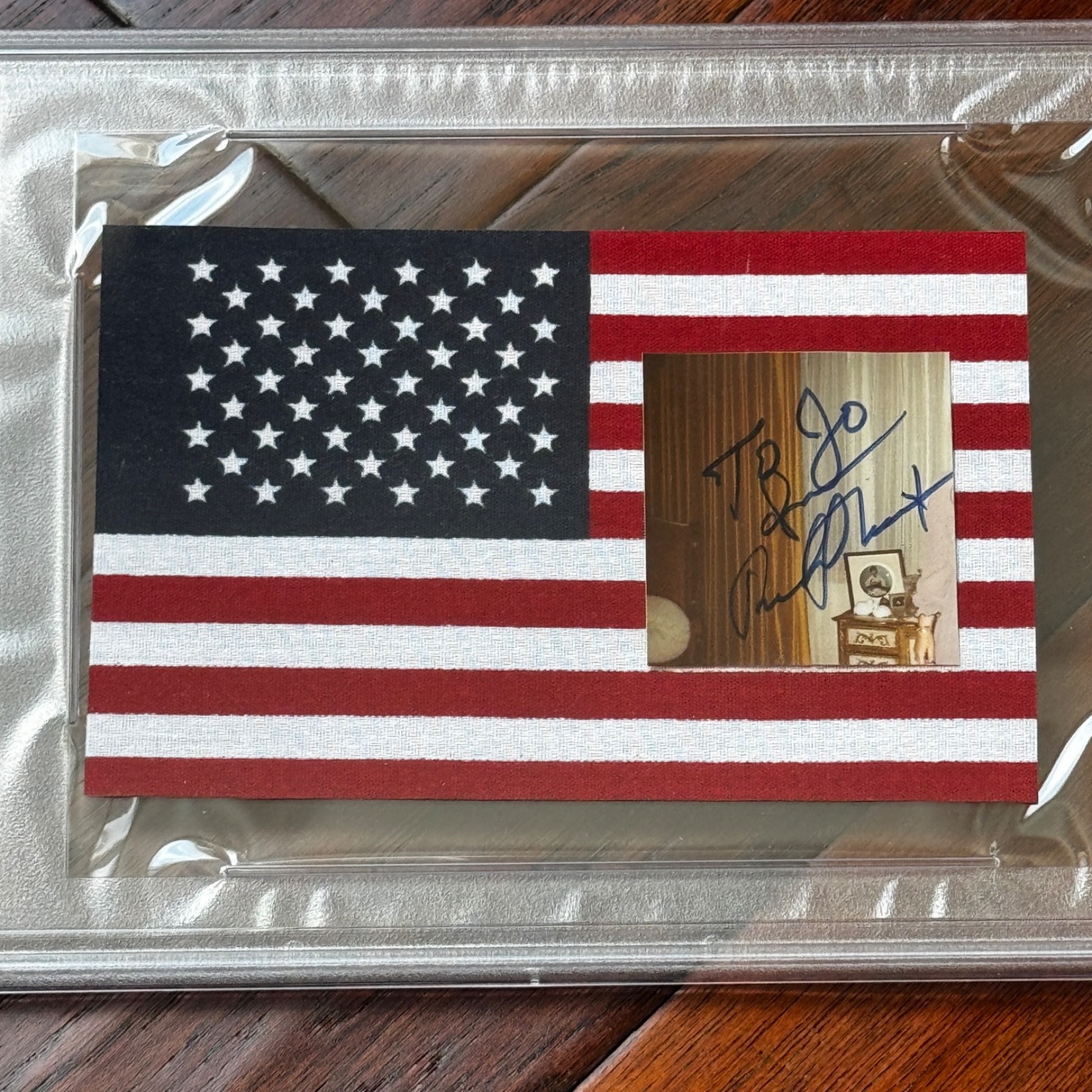 RICHARD NIXON * PSA * Autograph Cut Signature Mini AMERICAN FLAG Signed