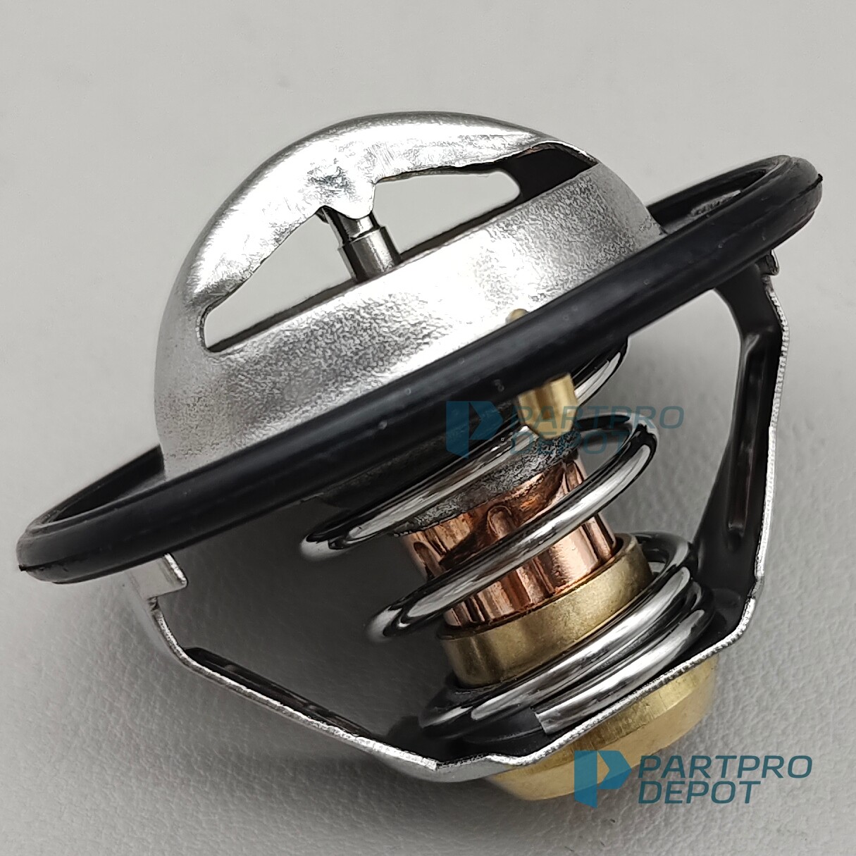 New Thermostat Fits For Cummins Engine P/N 5627589