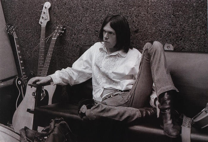 NEIL YOUNG AFTER THE GOLD RUSH MARTIN ACOUSTIC GUITAR D-28 PHOTO POSTER REPRINT