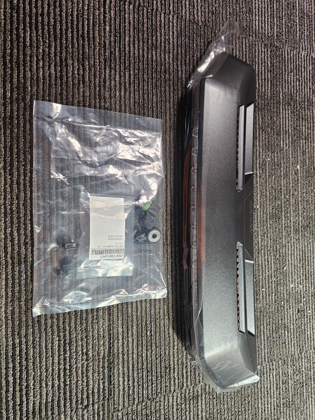 Can Am 715009299 16.50" (42 cm) Defender HD11 Smart LED Hood Light, Black