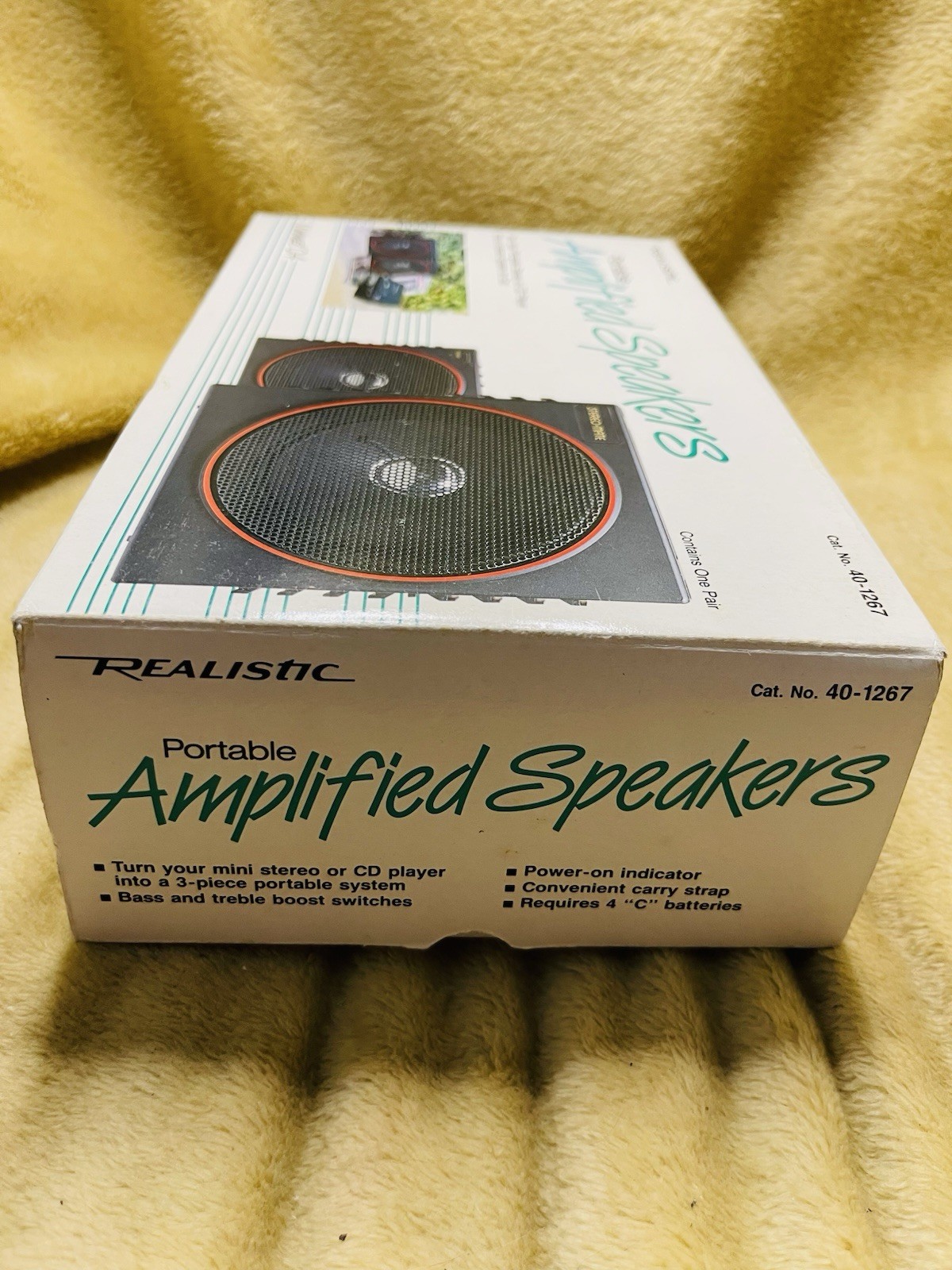 Vintage Realistic Radio Shack Minimus 0.4 Portable Amplified Speakers #40-1267