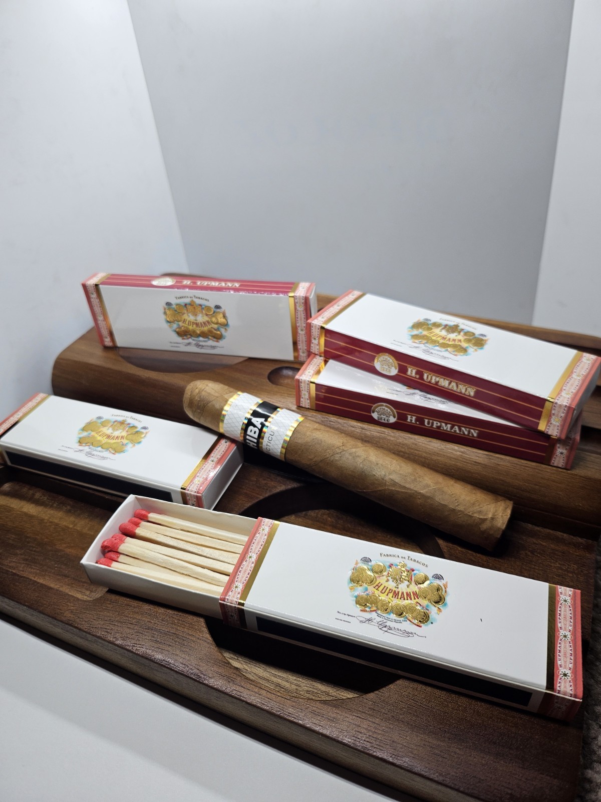 H. UPMANN 4 inch  COLLECTORS  MAN HOME BAR 4 Boxes of 20 Wood CIGAR MATCHES