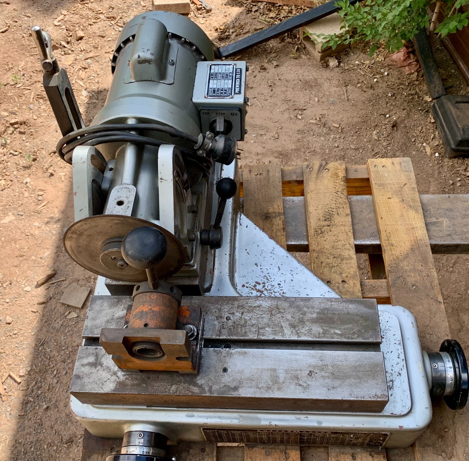 Cutter Master FCG-30 - Tool Grinder/ End Mill Sharpener