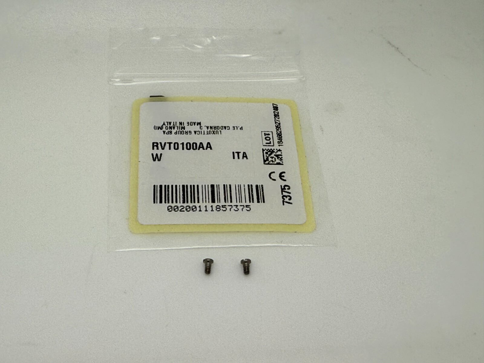 AUTHENTIC REPLACEMENT RAYBAN RB 4171 Erika TEMPLE/HINGE SCREWS PAIR NEW GENUINE