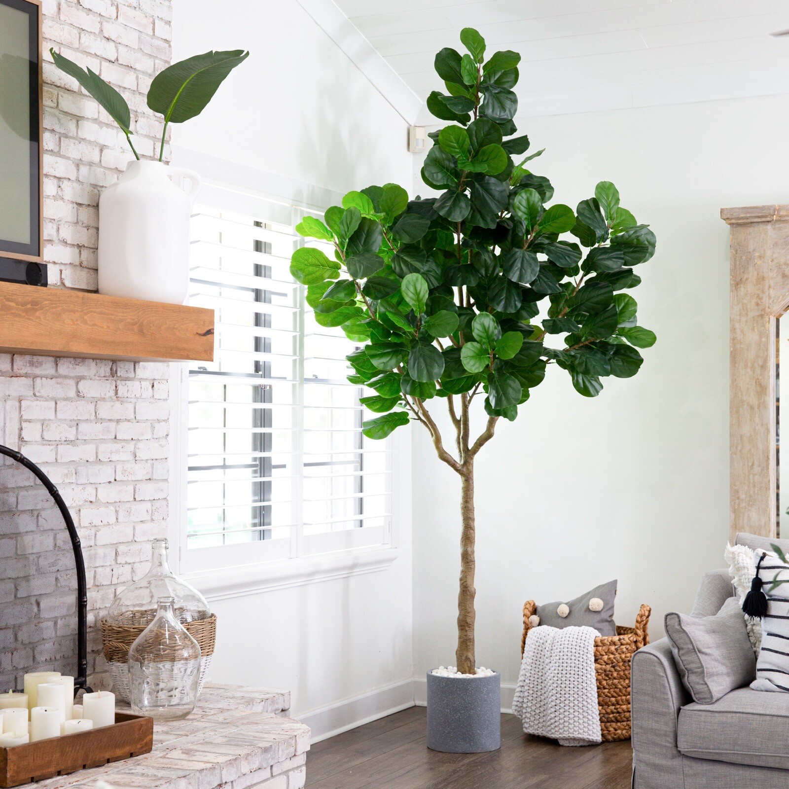 10’ Artificial Fiddle Leaf Fig Tree Home Decor. Retail $379