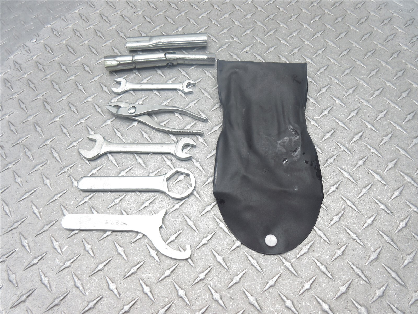 2009 09-15 Suzuki SFV650 Gladius OEM Tools Tool Bag Kit Pouch Set